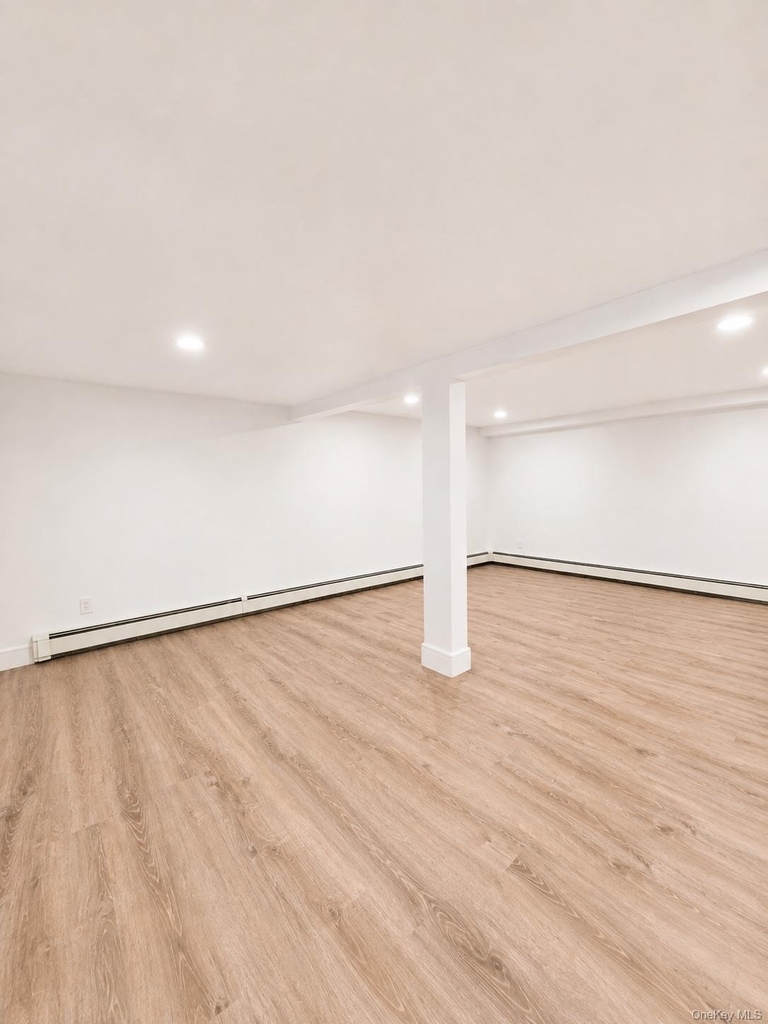 1 Iroquois Street E - Photo 29