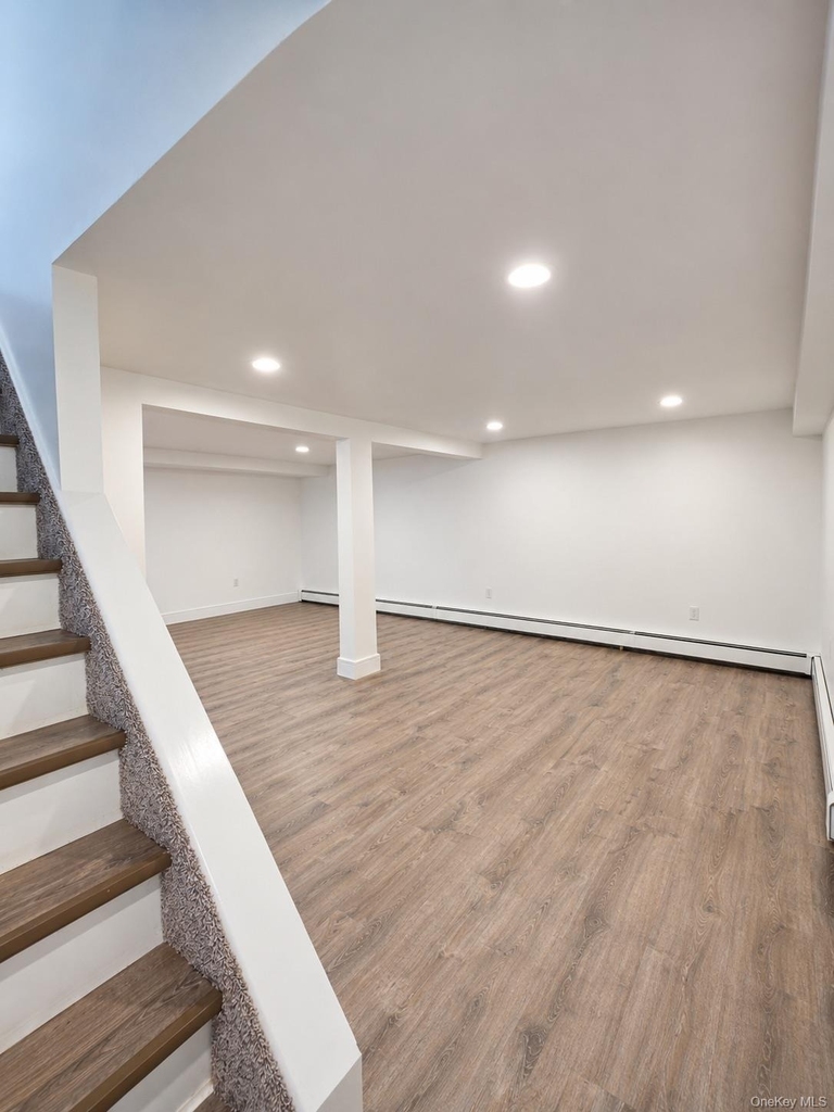 1 Iroquois Street E - Photo 27