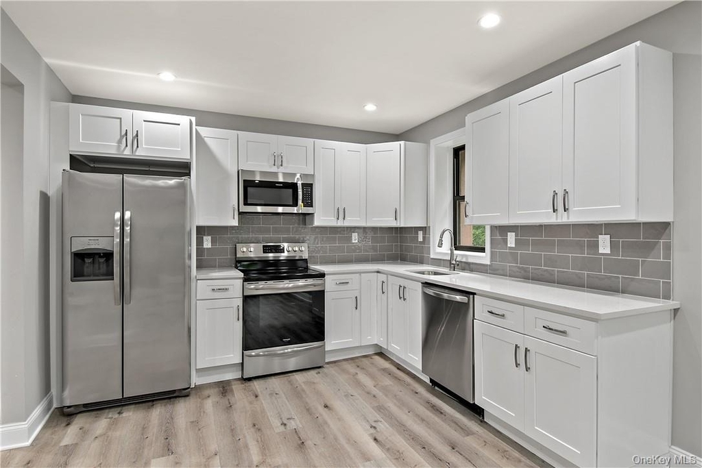 122 Commerce Street - Photo 0