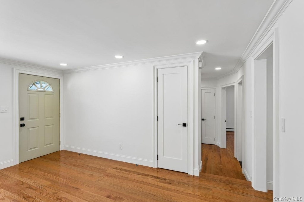 98 Rose Place - Photo 4