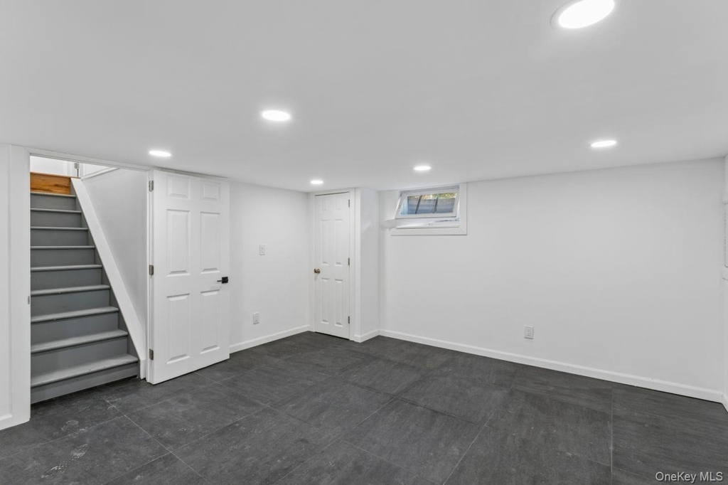 98 Rose Place - Photo 20