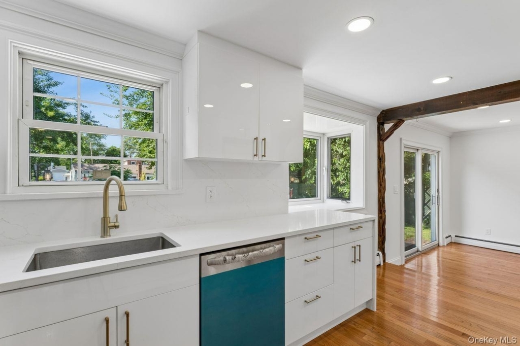 98 Rose Place - Photo 16