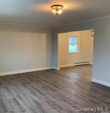 885 E Park Avenue - Photo 2
