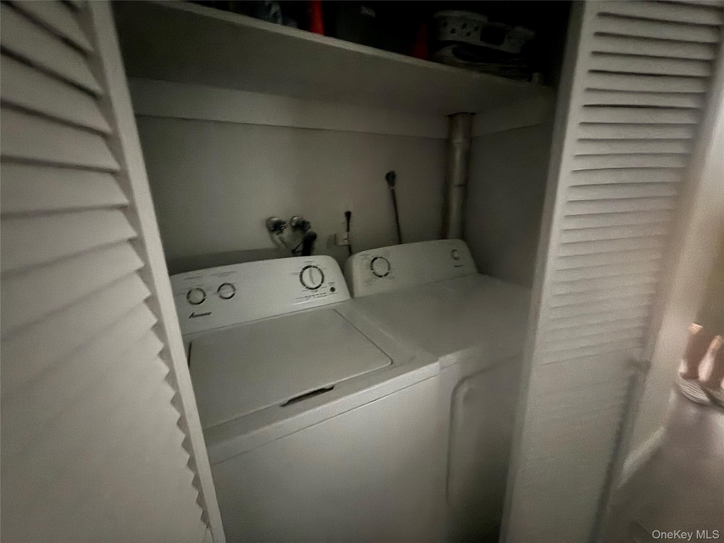 885 E Park Avenue - Photo 14