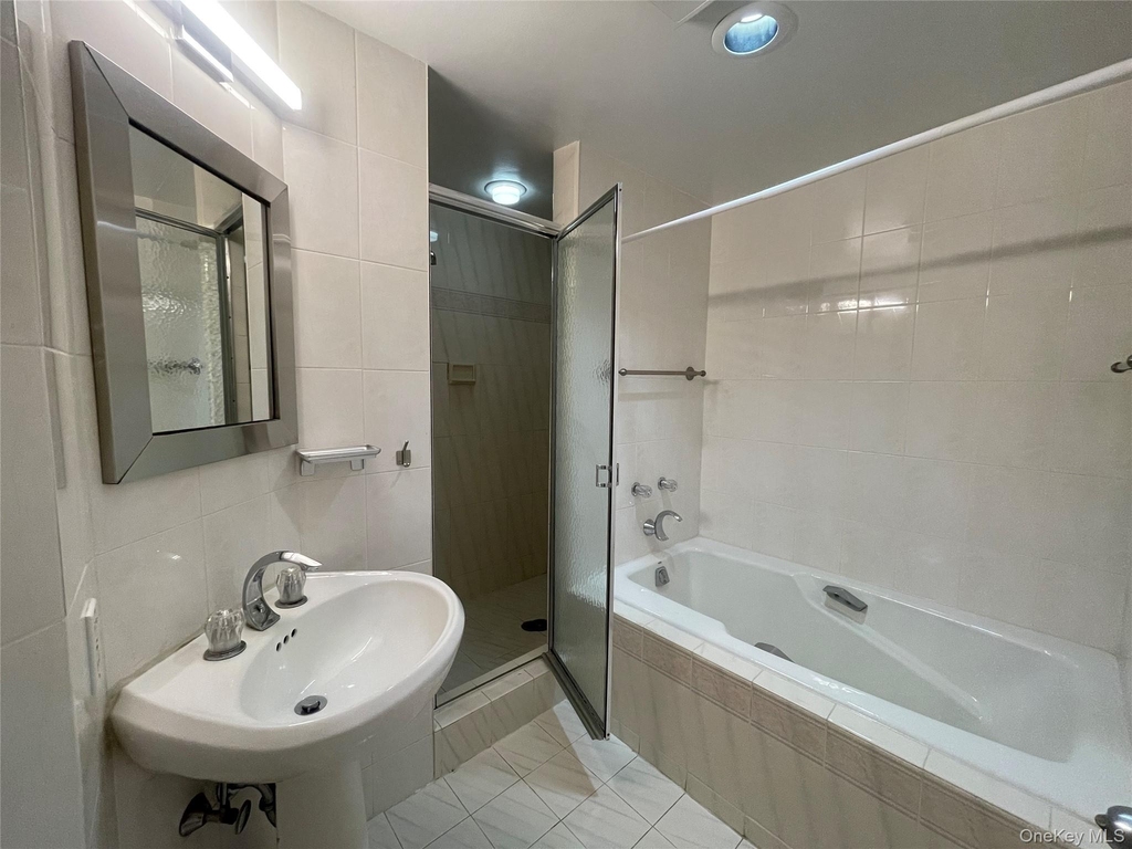 50 E Hartsdale Avenue - Photo 8