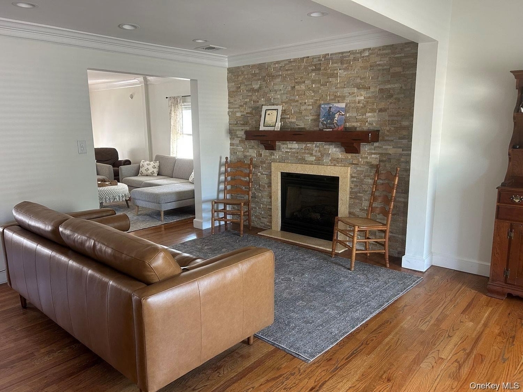 607 Nassau Street - Photo 14