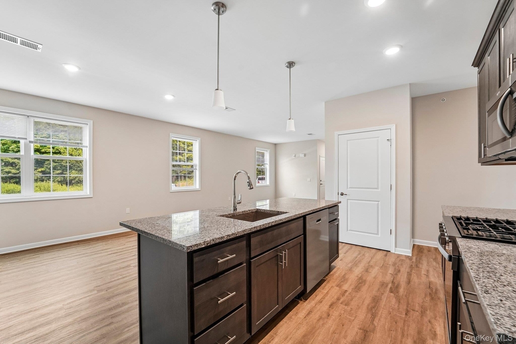 226 Tower Ridge Circle - Photo 6