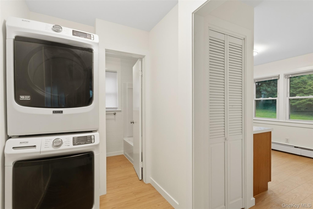 342 Stanley Avenue - Photo 6