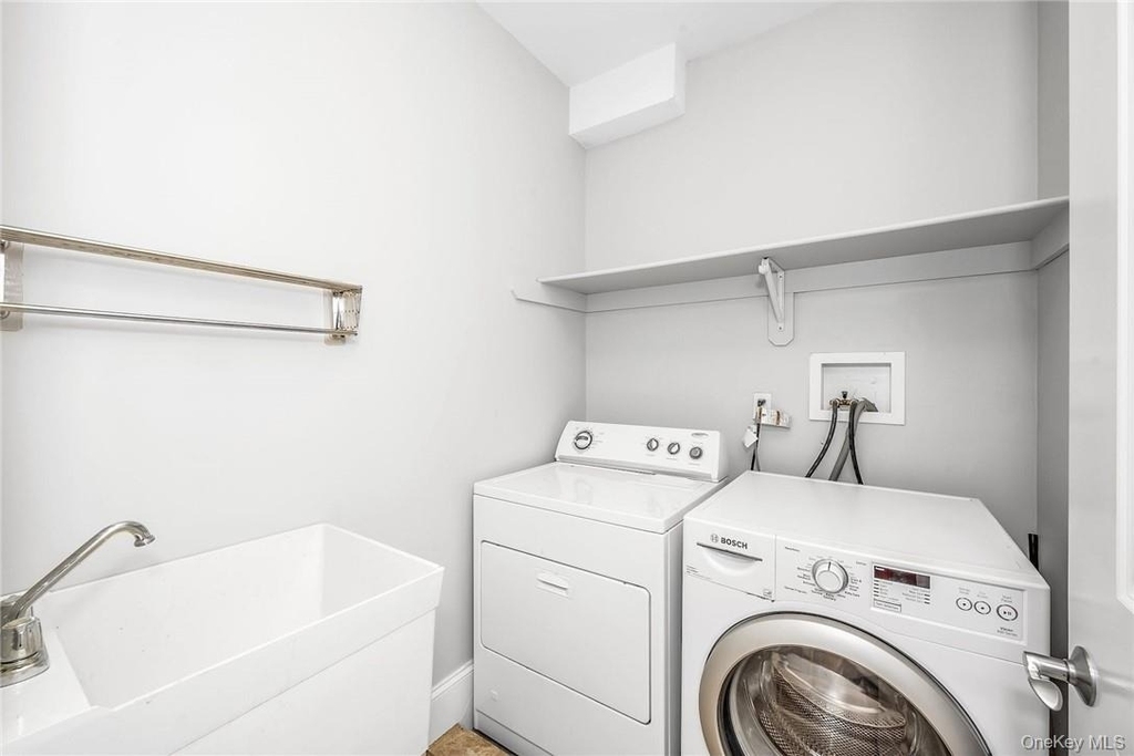 114 Lincoln Avenue - Photo 9