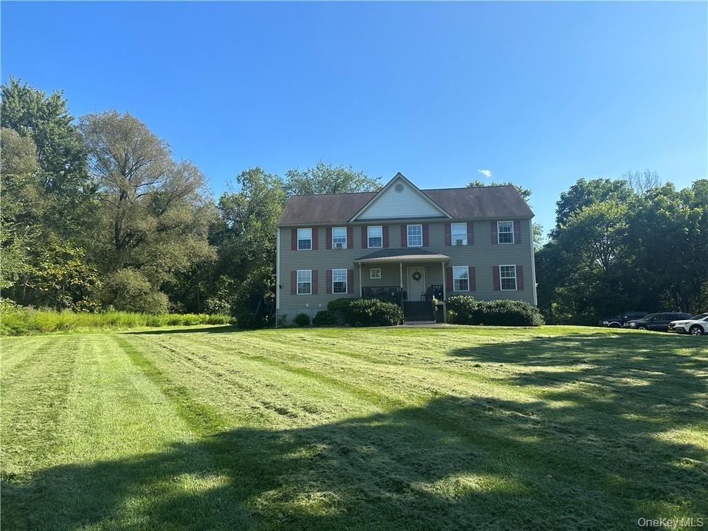 2 Bel Air Drive - Photo 1