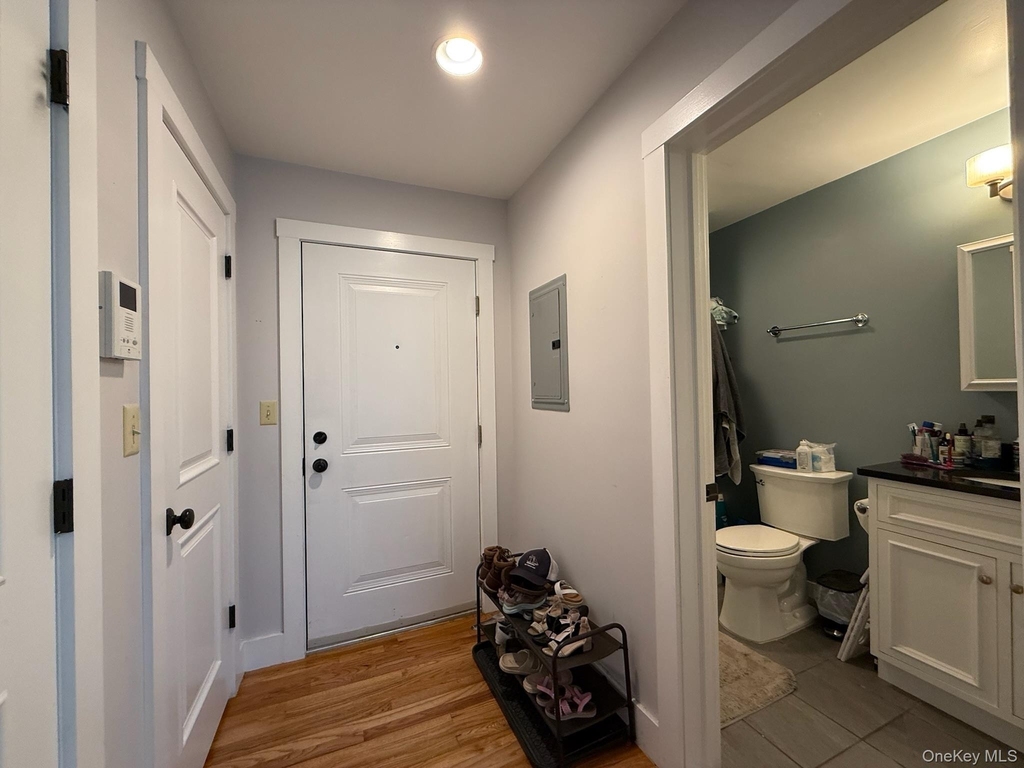 11 First Street - Photo 9