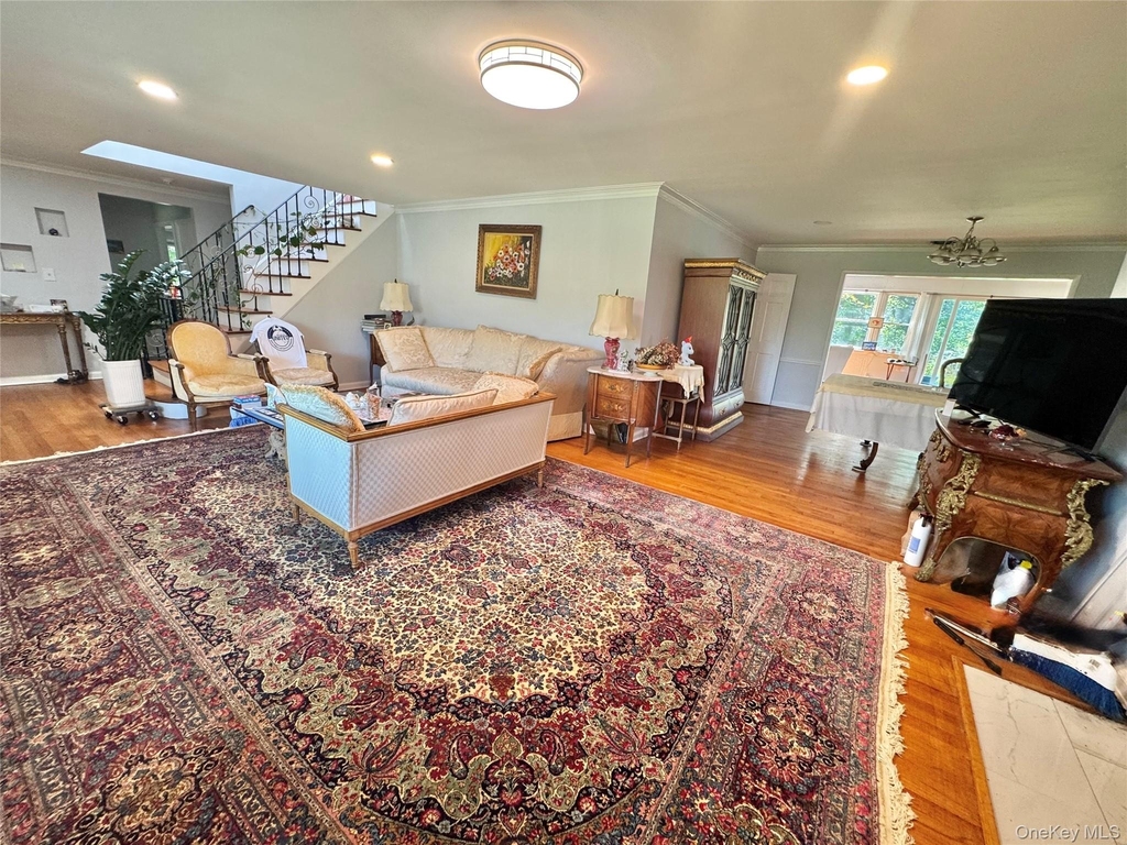 60 Gristmill Lane - Photo 0