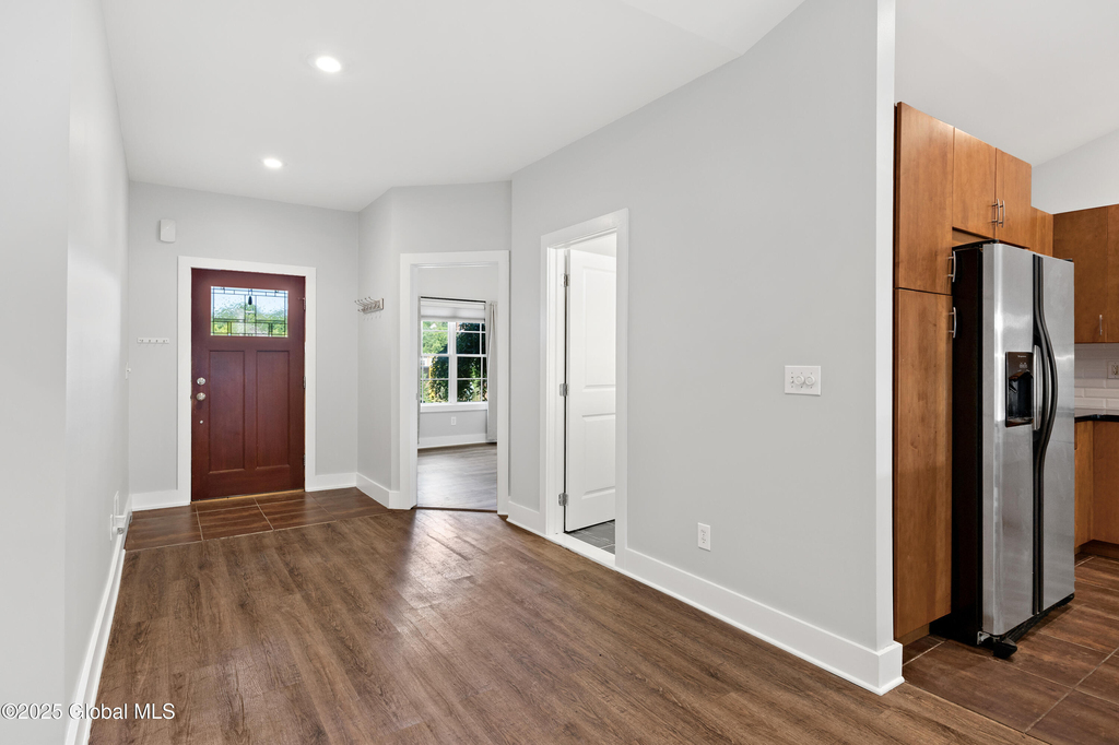 66 Warren Street - Photo 4