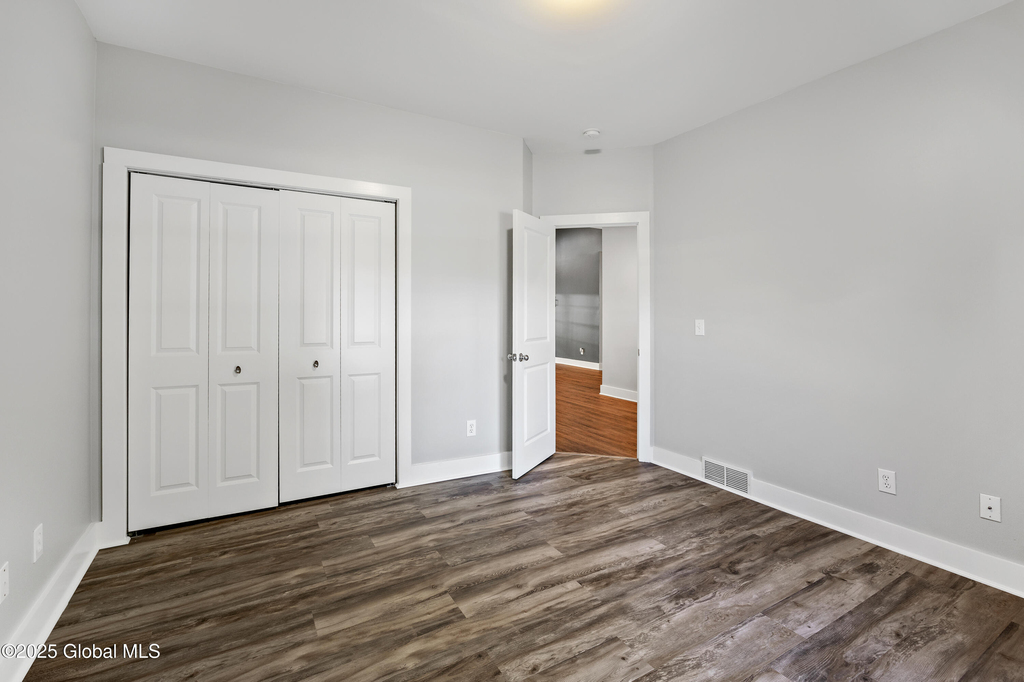 66 Warren Street - Photo 7