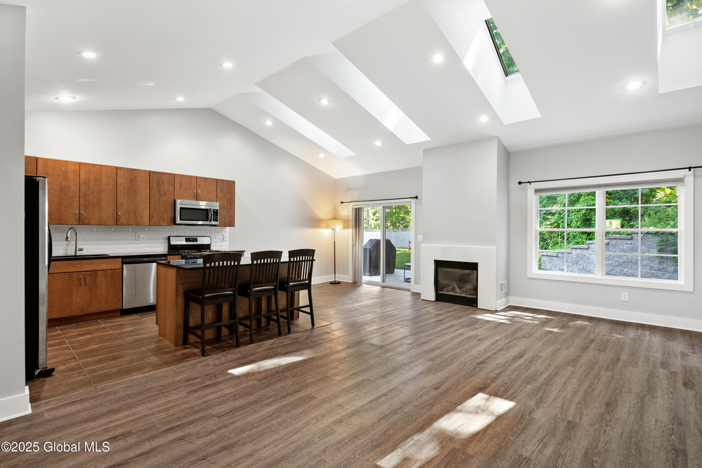 66 Warren Street - Photo 10