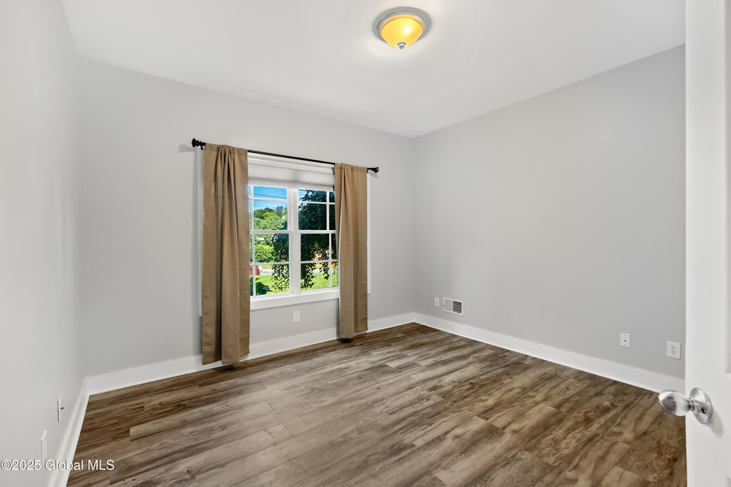 66 Warren Street - Photo 6