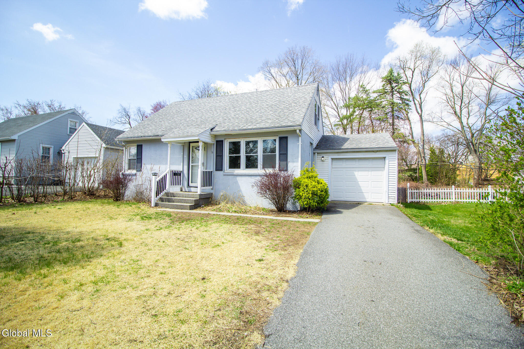16 Swayze Drive - Photo 3