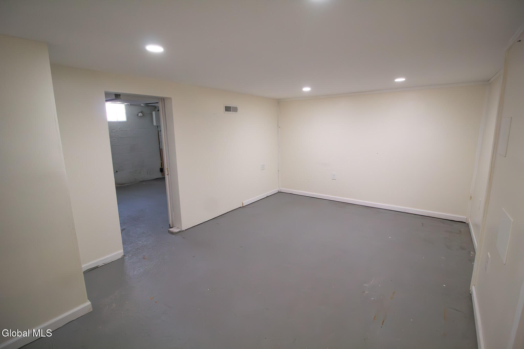 16 Swayze Drive - Photo 13