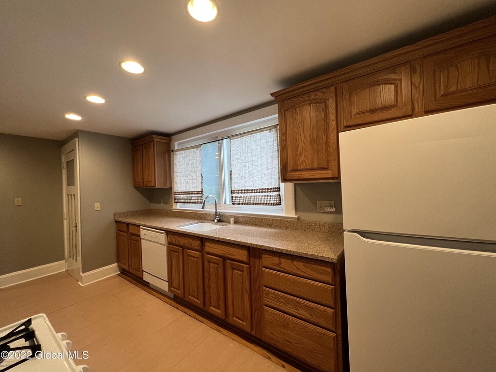 157 Washington Street - Photo 9
