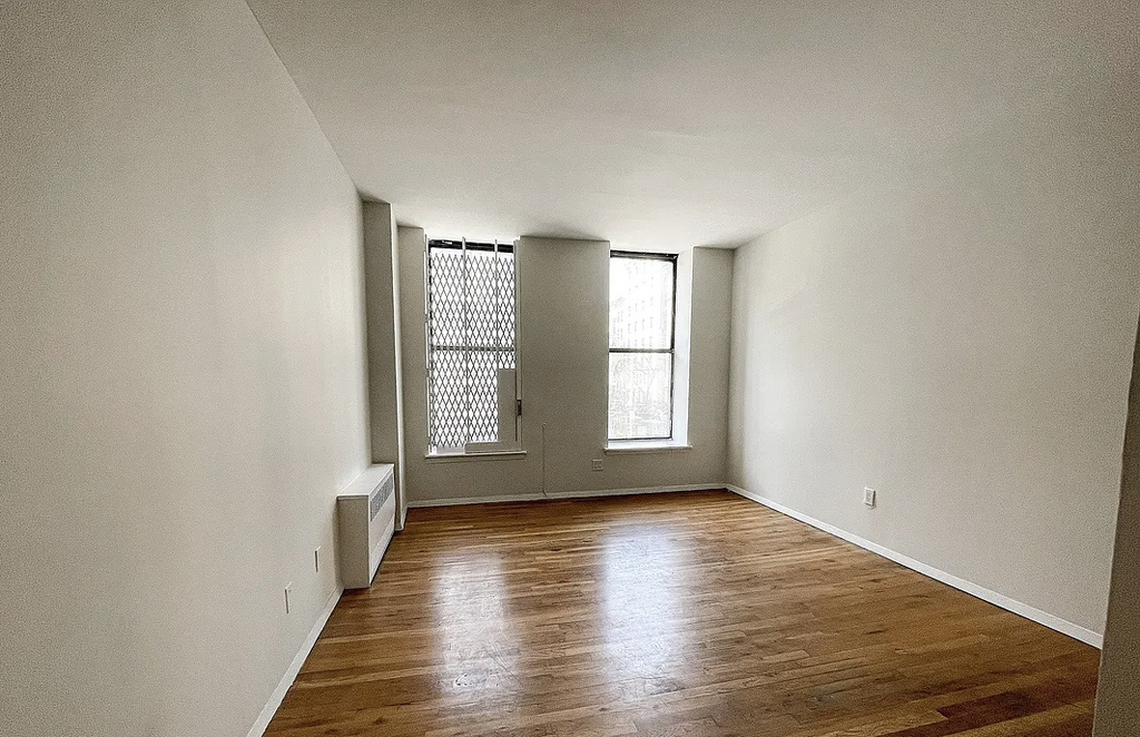 953 Amsterdam Avenue - Photo 0