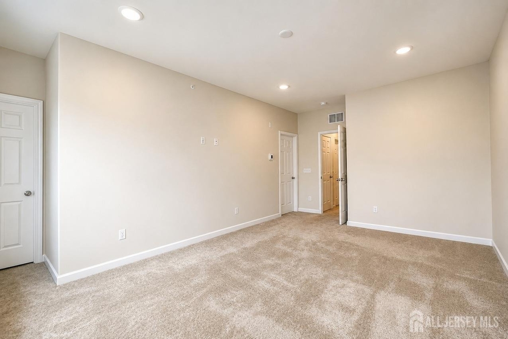 605 Parker Boulevard - Photo 29