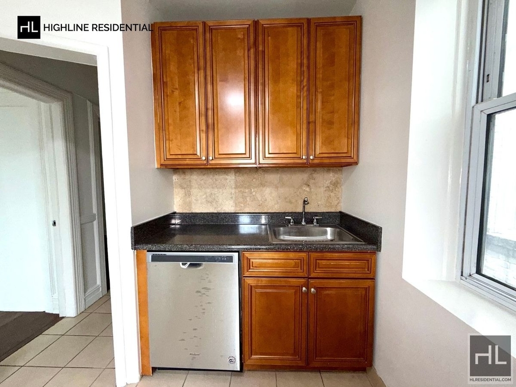 33-19 9th Street - Photo 9