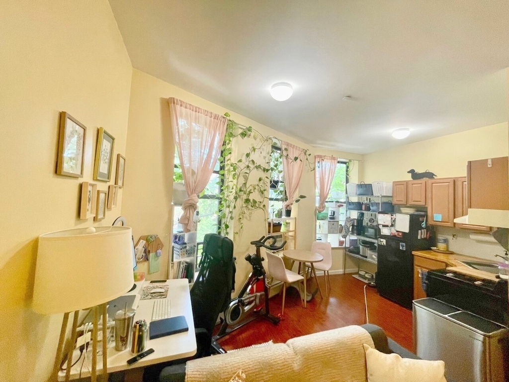 14 Convent Avenue - Photo 1