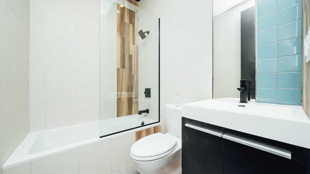 675 Grand St - Photo 14