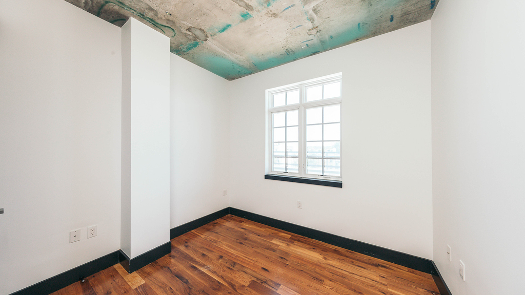8-3 Wyckoff Ave - Photo 14