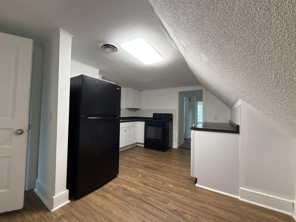 1221 Wells Place - Photo 1