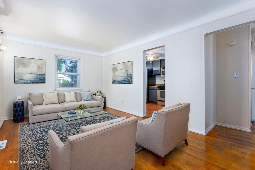 266 W Goulson Avenue - Photo 1