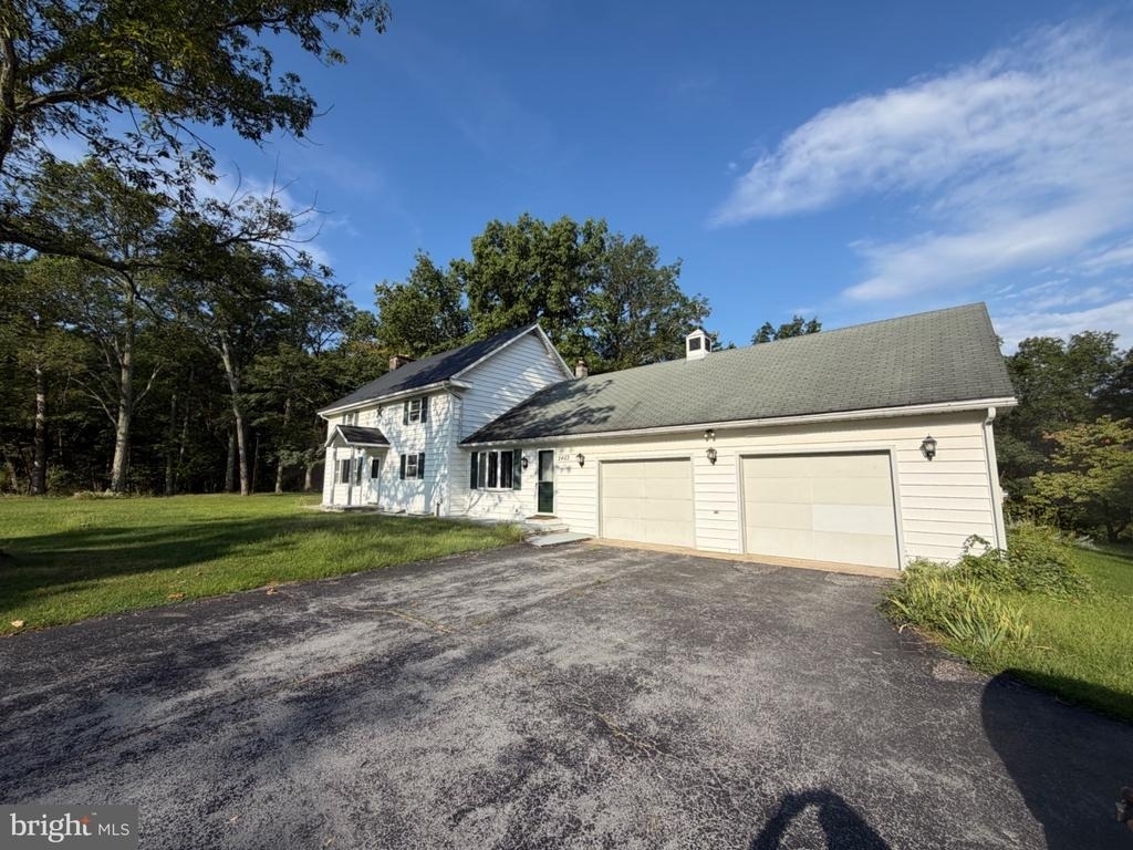 2403 Fairveiw - Photo 1