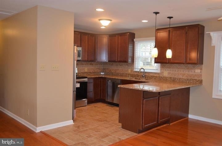 306 Huckstep Avenue - Photo 10