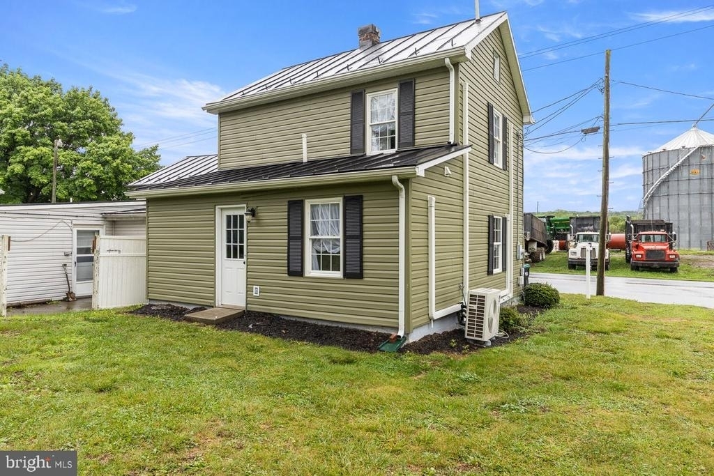 143 N Water Street - Photo 1