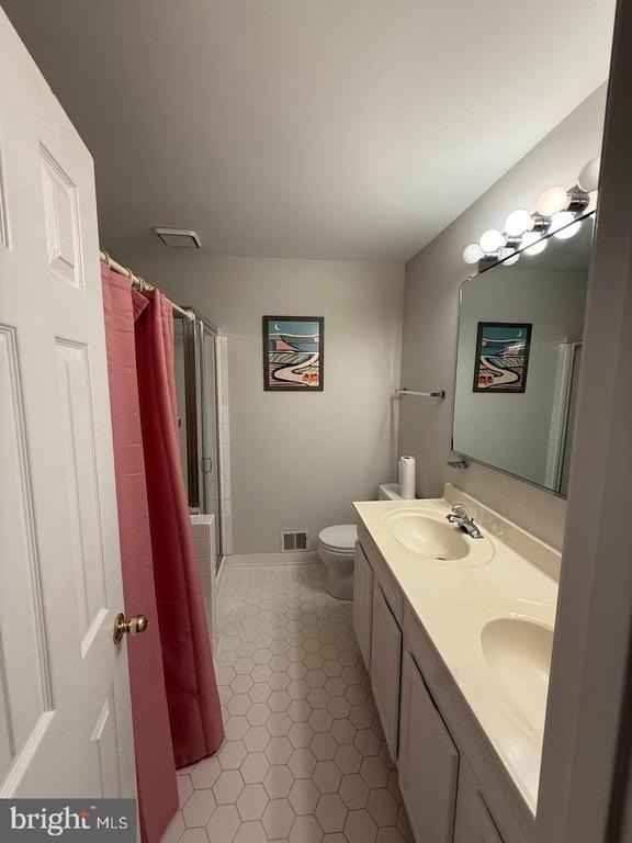 2740 Winston Court - Photo 17