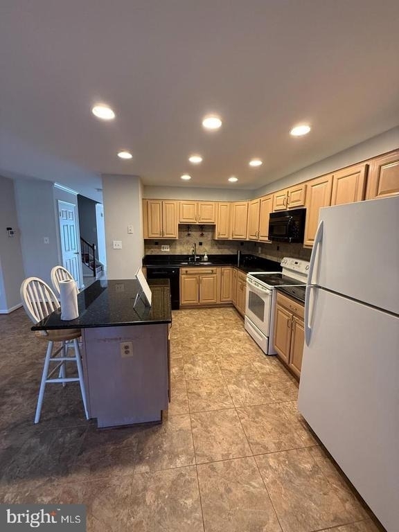 2740 Winston Court - Photo 7
