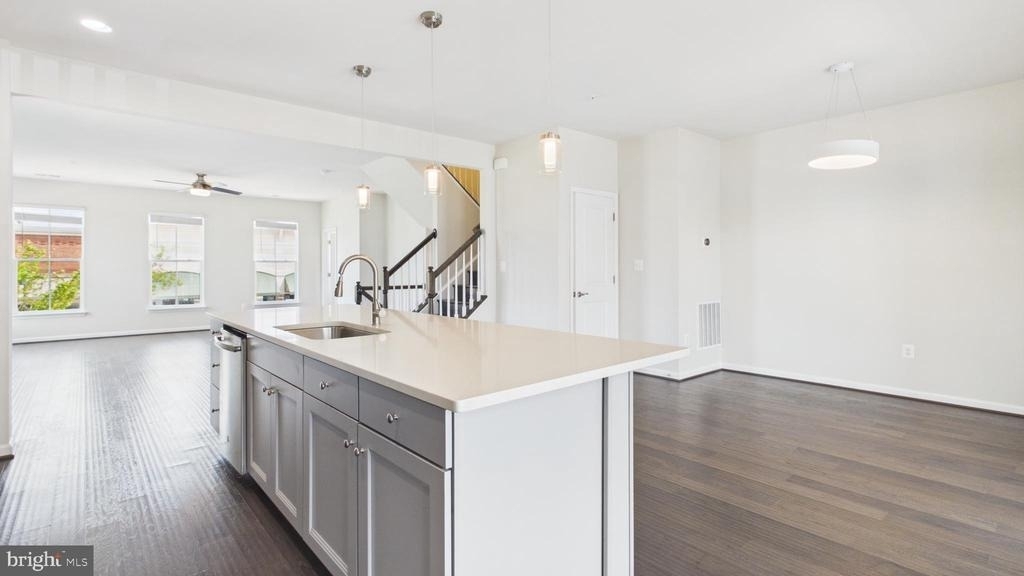 10068 Market Street - Photo 8