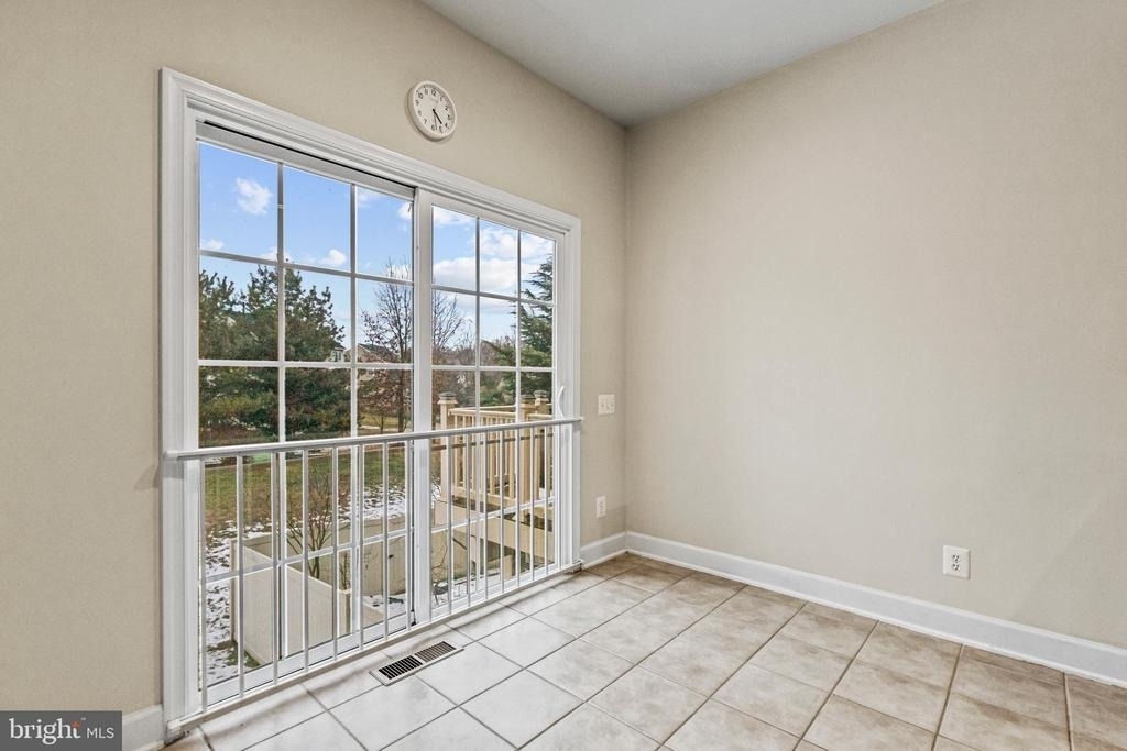 139 Petunia Terrace Se - Photo 17