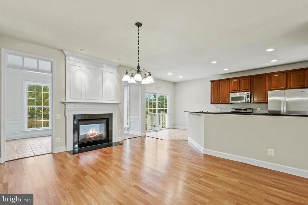 139 Petunia Terrace Se - Photo 7