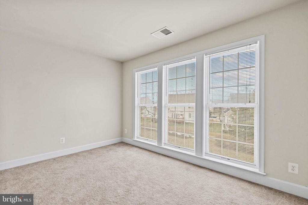 139 Petunia Terrace Se - Photo 26