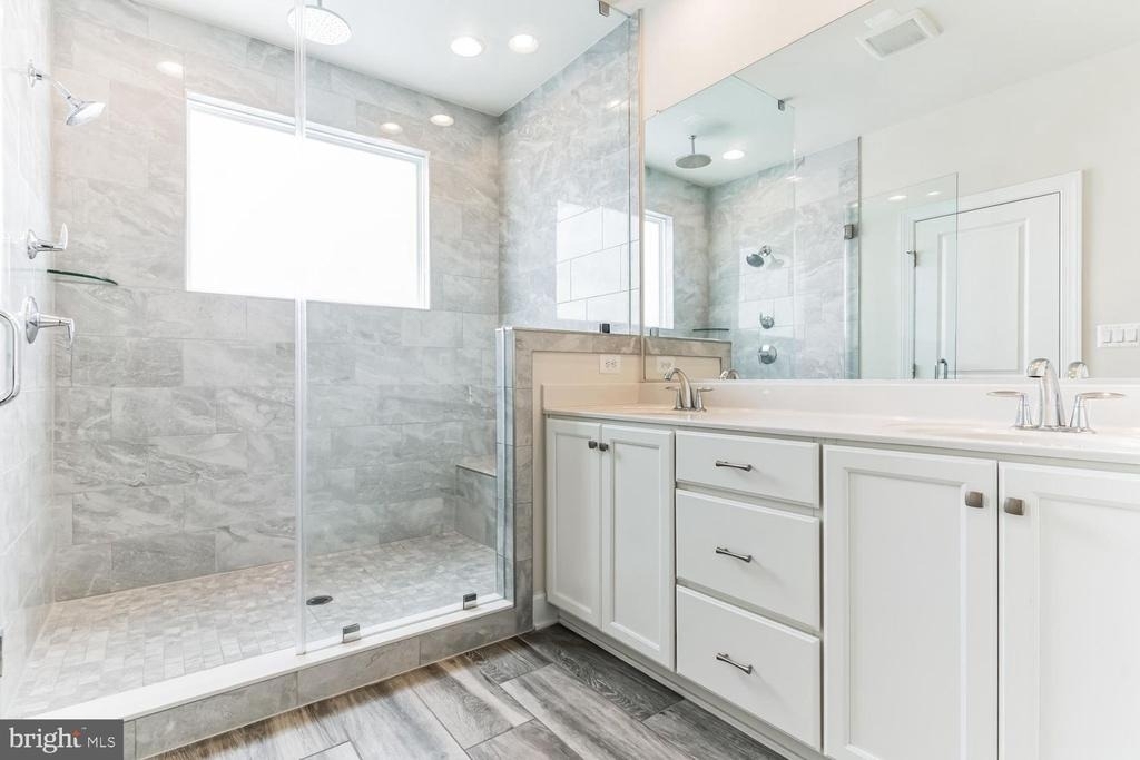 42301 Ashmead Terrace - Photo 9