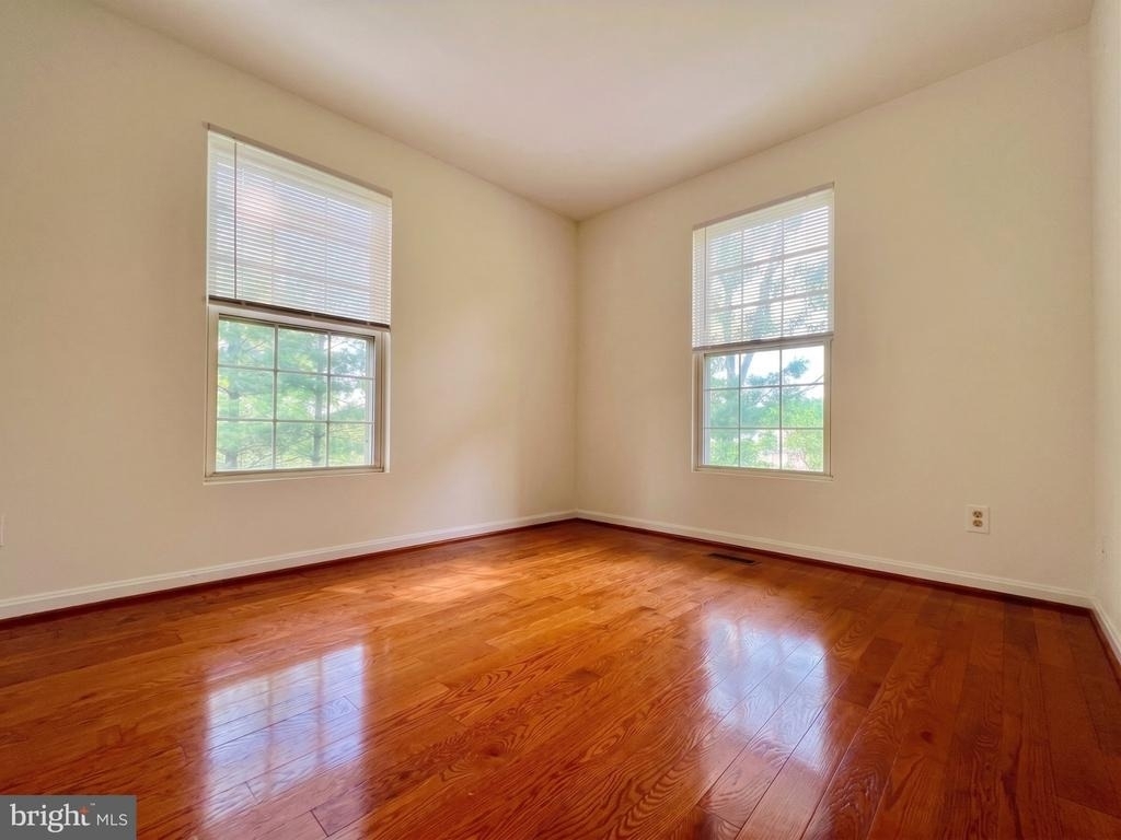 5635 Gosling Drive - Photo 16