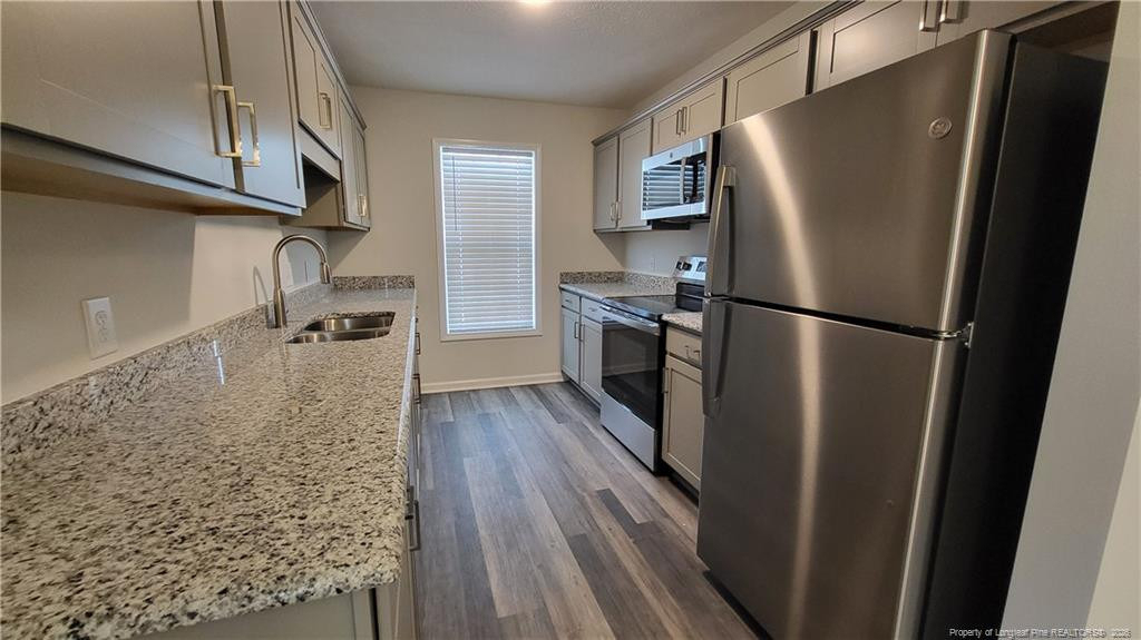105 Pineridge Drive - Photo 2