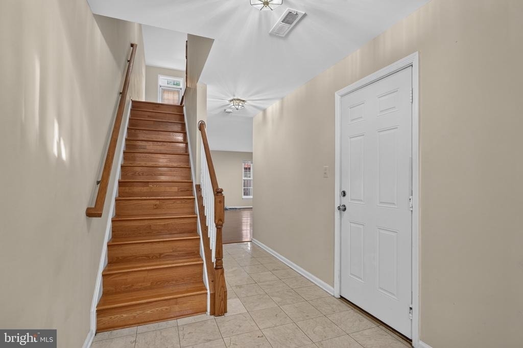 5950 Ians Way - Photo 3