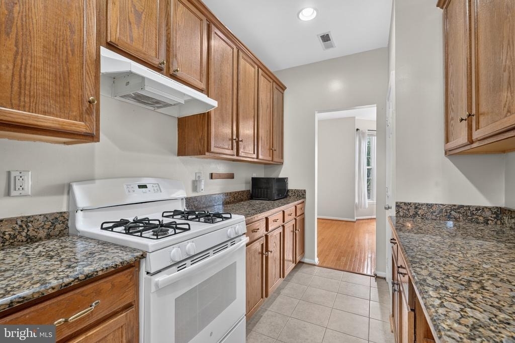 5950 Ians Way - Photo 14