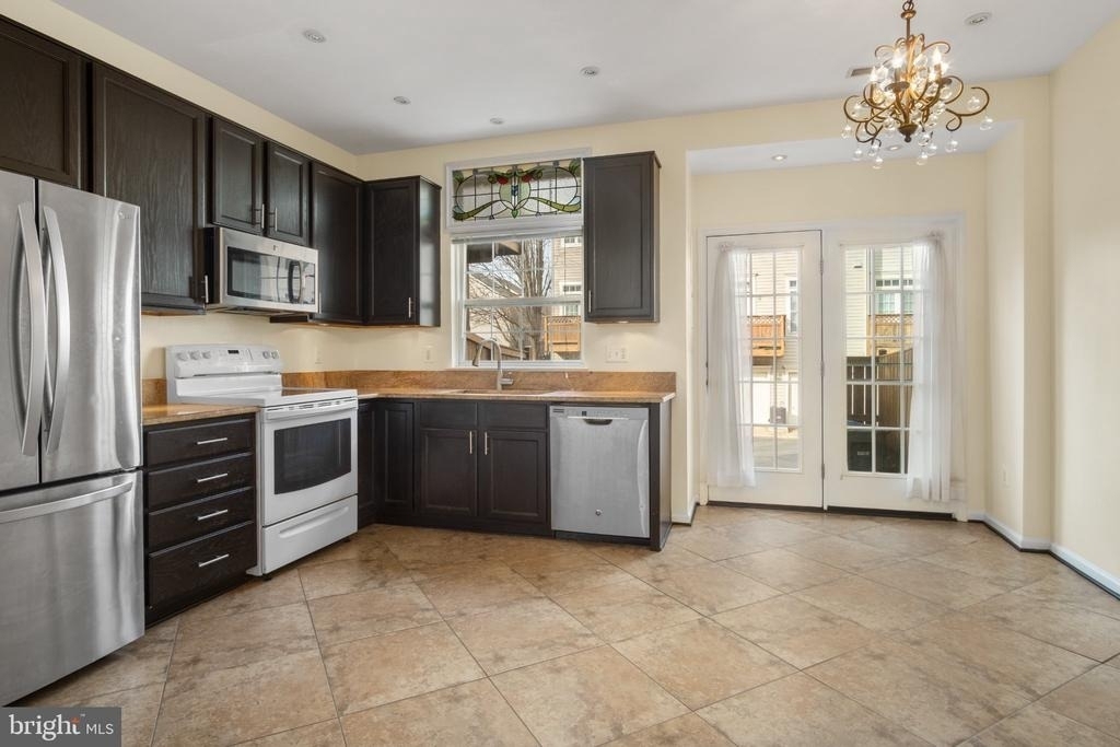 4384 Sutler Hill Square - Photo 7