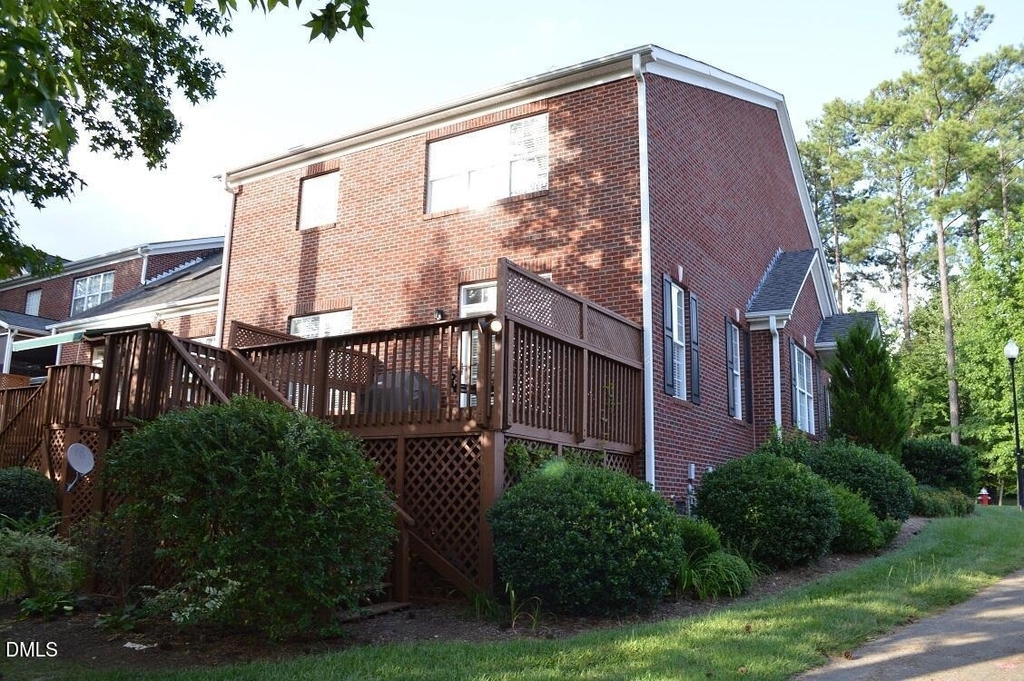 114 Prestonian Place - Photo 24