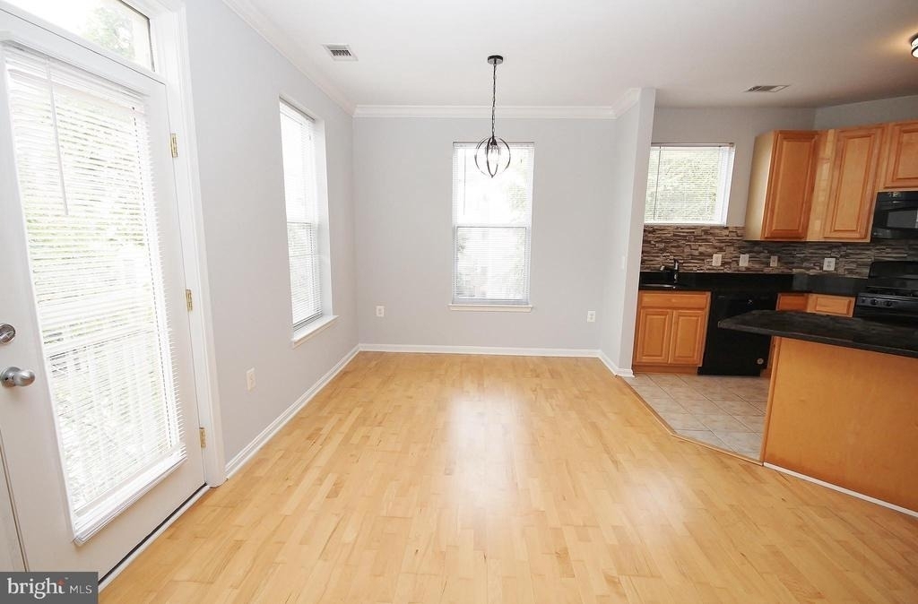 9486 Virginia Center Boulevard - Photo 13