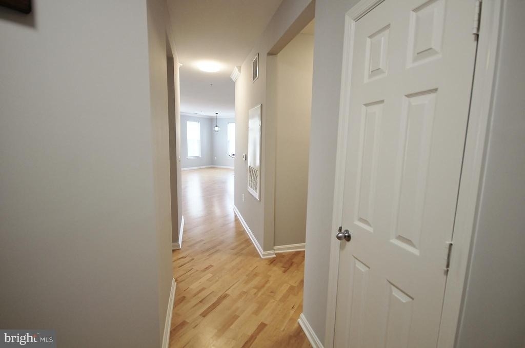9486 Virginia Center Boulevard - Photo 2