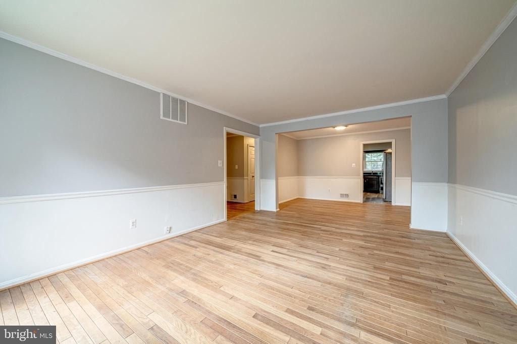 5465 Cheshire Meadows Way - Photo 5